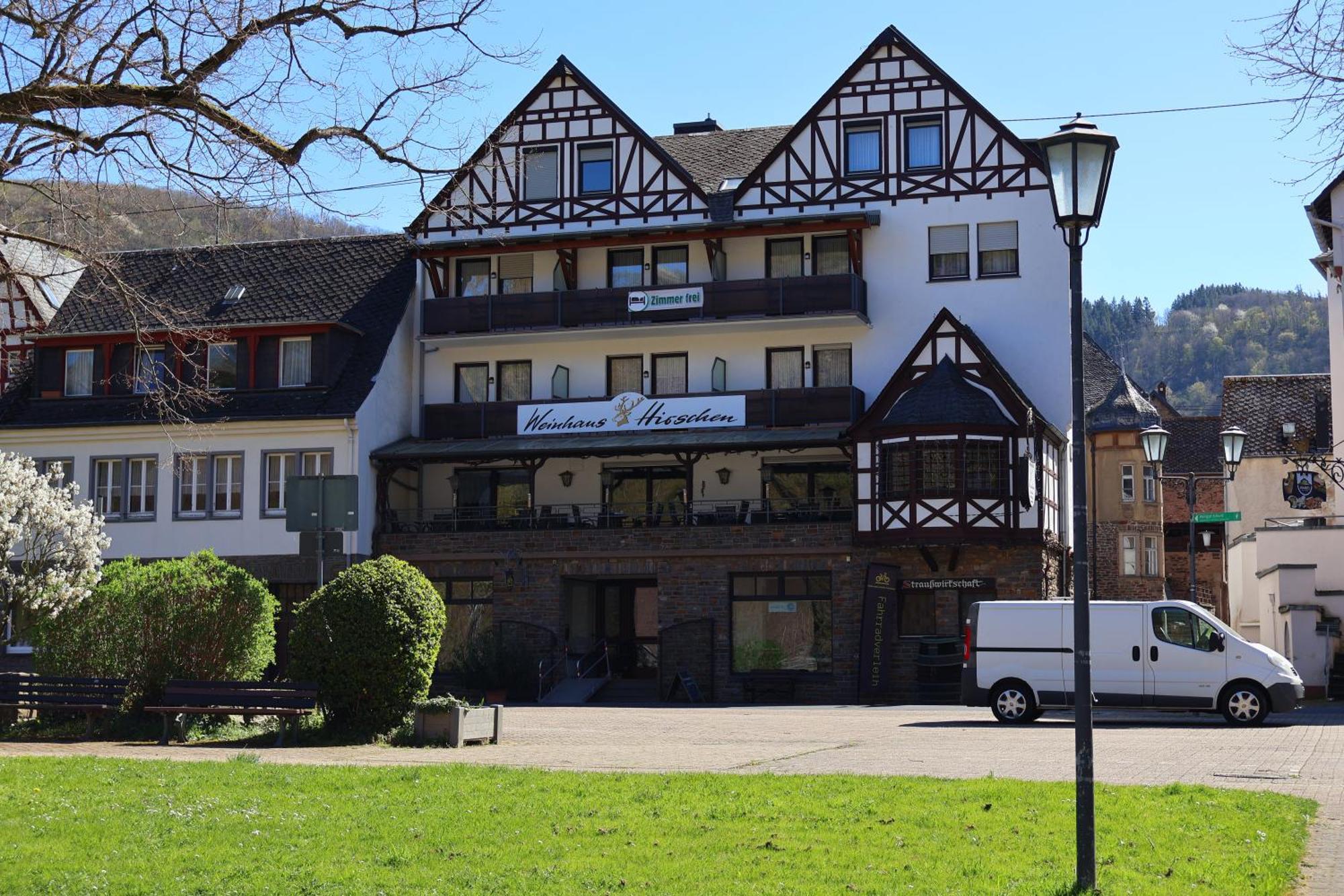 Weinhaus Hirschen Bruttig Hotel Exterior foto
